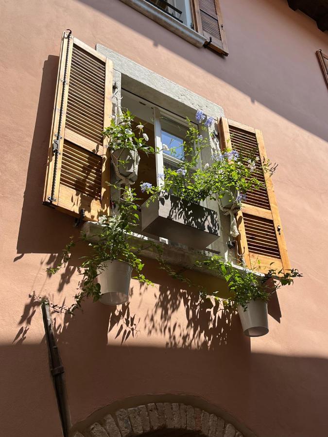 La Piccola Casa Al Lago - Intera Casa Con 3 Camere E 2 Box Сало Экстерьер фото