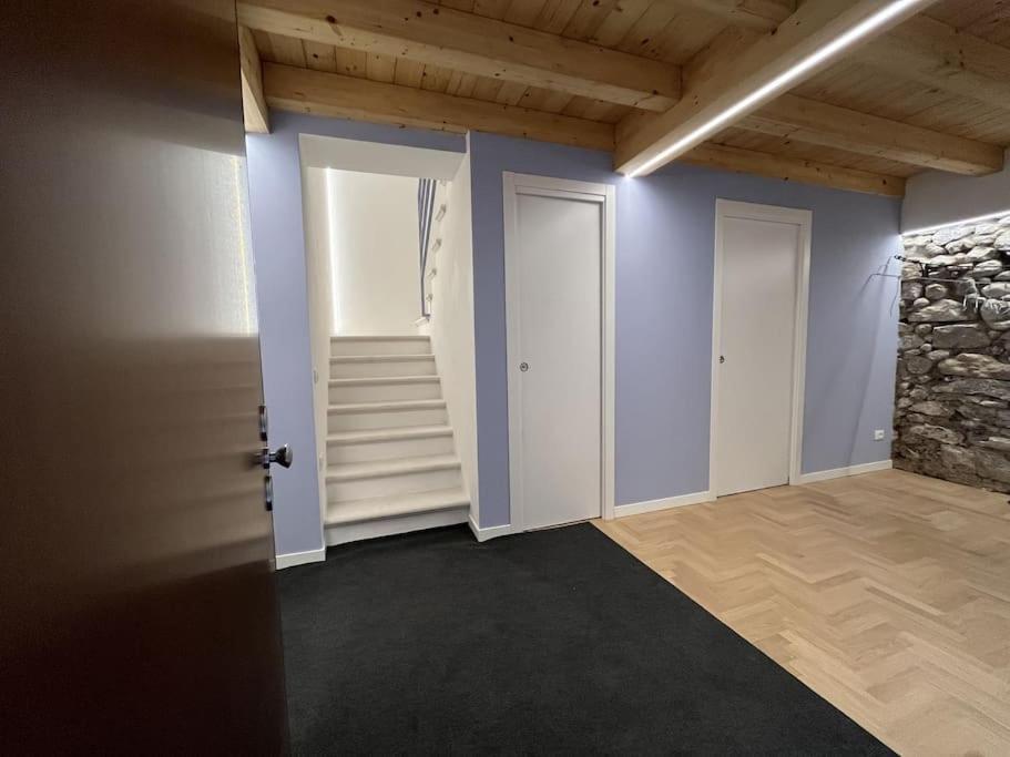 La Piccola Casa Al Lago - Intera Casa Con 3 Camere E 2 Box Сало Экстерьер фото