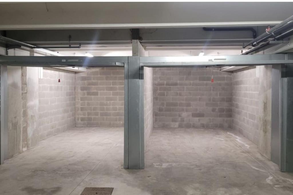 La Piccola Casa Al Lago - Intera Casa Con 3 Camere E 2 Box Сало Экстерьер фото
