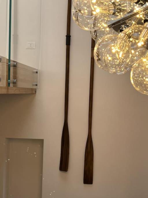 La Piccola Casa Al Lago - Intera Casa Con 3 Camere E 2 Box Сало Экстерьер фото